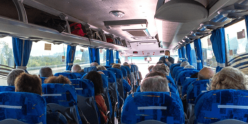 Mức xử phạt mới nhất với hành khách đi xe khách vi phạm giao thông