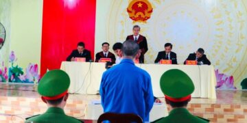 Bố chồng vung dao đoạt mạng con dâu