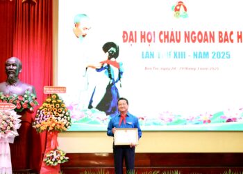 TS. Hồ Minh Sơn vinh dự tiếp tục nhận bằng khen của Chủ tịch UBND Bến Tre năm 2025