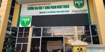 Hiệu trưởng Trường Đại học Y khoa Phạm Ngọc Thạch bị kỷluật cảnh cáo