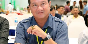 TS. Hồ Minh Sơn bàn về vụ sữa giả, thuốc giả, gián tiếp giết người – Các KOLs không biết tham gia quảng cáo hàng giả, cần áp dụng chế tài ra sao?