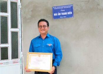 TS. Hồ Minh Sơn vinh dự tiếp tục nhận Bằng khen của Chủ tịch UBND tỉnh Bến Tre năm 2025