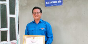 TS. Hồ Minh Sơn vinh dự tiếp tục nhận Bằng khen của Chủ tịch UBND tỉnh Bến Tre năm 2025