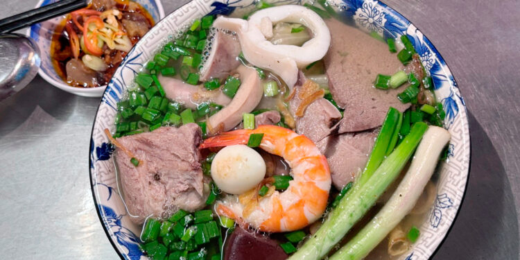 Hủ Tiếu 43 Mỹ Tho: Hồn quê bình dị – Góp phần nâng tầm bản sắc văn hóa gắn với nghệ thuật ẩm thực “hấp lực” để du lịch Tiền Giang tạo nên sức hấp dẫn