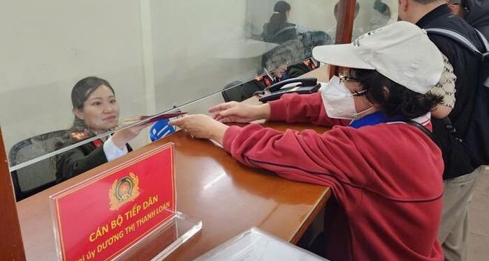 Công dân nào được miễn phí khi nộp hồ sơ cấp phiếu lý lịch tư pháp?