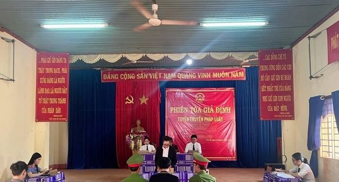 VKSND huyện Chư Sê phối hợp tổ chức 2 phiên tòa giả định tuyên truyền pháp luật