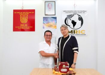 Tiếp, làm việc với Đoàn công tác Hiệp hội trao đổi kỹ năng thế giới