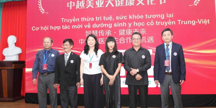 Viện IMRIC phối hợp Tập đoàn Liên Hoa và Cty TNHH TM Talai Việt Nam tổ chức chương trình “Giao lưu dưỡng sinh Đông y Việt – Trung”