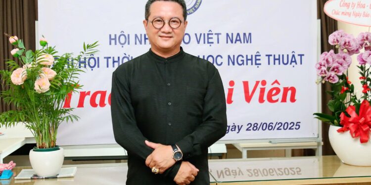 TS. Hồ Minh Sơn phân tích tình huống pháp lý về trào lưu đăng ảnh AI ‘bị cảnh sát giao thông xử phạt’ và “ranh giới” định danh mô hình tài chính thay thế?