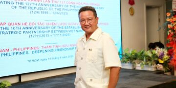 TS. Hồ Minh Sơn: Sang tên sổ đỏ cho con, làm tặng hay lập di chúc thừa kế – Mua bán đất nông nghiệp mà sổ đỏ ‘hết hạn sử dụng’ có phải xác nhận lại không?