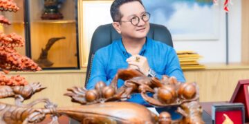 TS. Hồ Minh Sơn phân tích yếu tố pháp lý liên quan vụ người đàn ông xăm trổ đánh dã man phụ nữ ở chung cư Hà Nội và nhóm nữ sinh vây đánh bạn ở Cần Thơ?