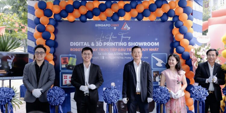 Công nghệ robot làm khay niềng răng tại SingapoDent – bước ngoặt mới cho nha khoa Việt Nam