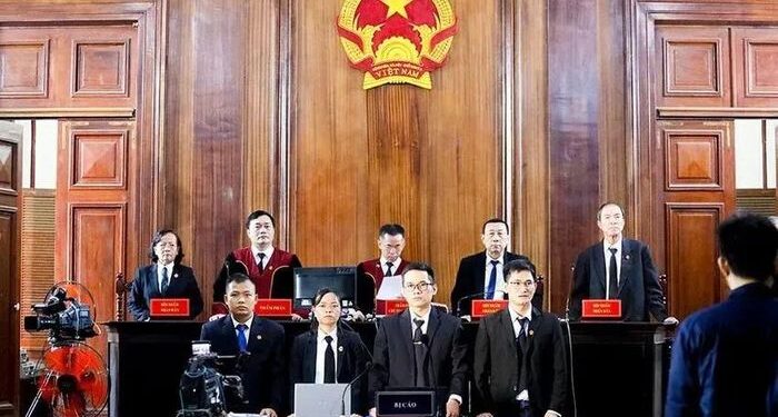 TAND Tối cao đề xuất các điều kiện đề nghị bổ nhiệm, bổnhiệm lại, xét nâng bậc Thẩm phán TAND