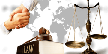 Tình huống pháp lý liên quan phát tán ‘clip nóng’ trên mạng xã hội và vụ 235 người nhập viện sau khi ăn bánh mì