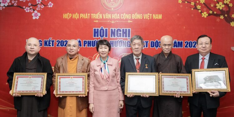 Hiệp hội Phát triển văn hoá cộng đồng Việt Nam (VCCDA) tổ chức Hội nghị tổng kết công tác năm 2025, triển khai nhiệm vụ năm 2026