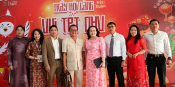 Trường Đại học Hùng Vương mang không khí Tết sớm để sinh viên trải nghiệm về văn hóa truyền thống tại “Trẩy Hội làng – Vui tết DHV 2026”