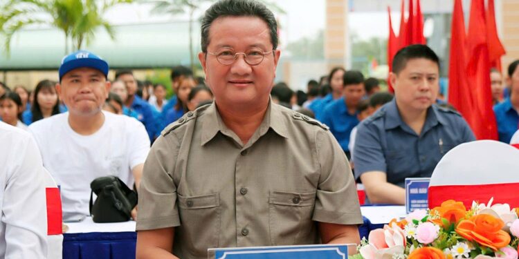 Luật gia Hồ Minh Sơn: Tình huống pháp lý liên quan tài xế Range Rover chọc thủng lốp xe SH và Nguyễn Văn Hoàng bị bắt, do nhân viên ngân hàng trình báo?