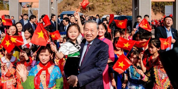 Phát huy vai trò luật gia trong bảo vệ nền tảng tư tưởng của Đảng