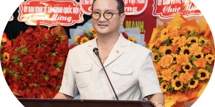 Luật gia Hồ Minh Sơn: Tình huống pháp lý ly hôn, chia tài sản khi nguyên đơn bị bắt và phân biệt hợp đồng mua bán hay thỏa thuận vay vốn