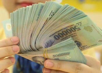 Hỗ trợ mỗi tháng 2.000.000 đồng cho giám định viên tư pháp và 1.400.000 đồng cho người giúp việc theo Nghị quyết 28, cụ thể ra sao?