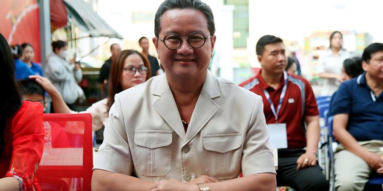 Luật gia Hồ Minh Sơn: Ranh giới pháp lý liên quan không cấp dưỡng nuôi con sau ly hôn và kinh doanh hàng giả ảnh hưởng cộng đồng