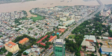 Bị bên mua phạt cọc, chủ đất kiện cơ quan đăng ký đất đai, đòi bồi thường 2,2 tỷ